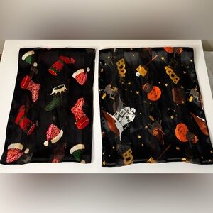 HOLIDAY SCARVES (HALLOWEEN & CHRISTMAS)